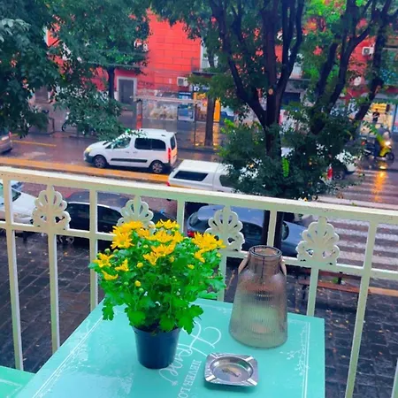 Dolce Di Monica Auberge de jeunesse Naples