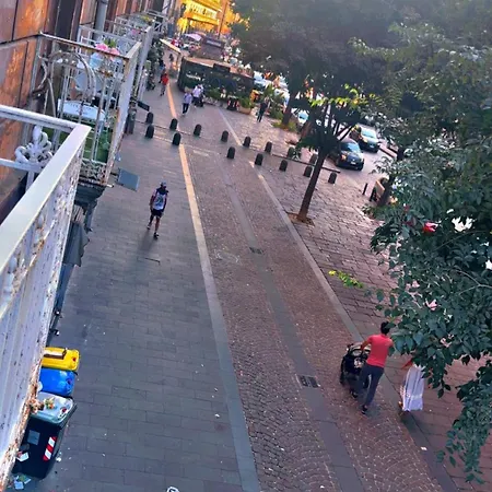 Dolce Di Monica Auberge de jeunesse Naples