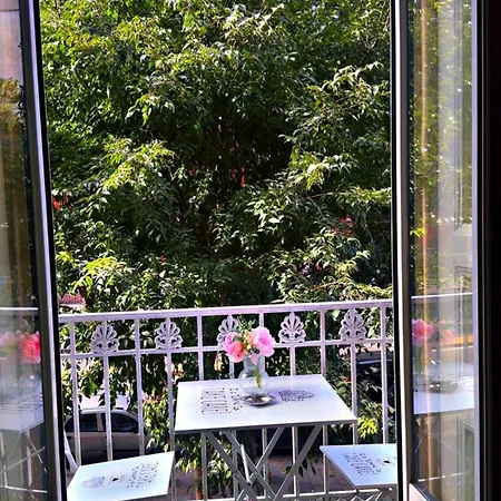 Dolce Di Monica Naples