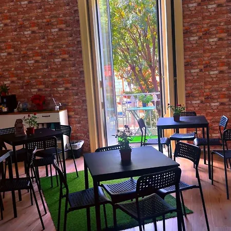 Dolce Di Monica Νάπολη