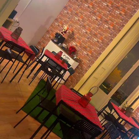 Dolce Di Monica Hostel Naples