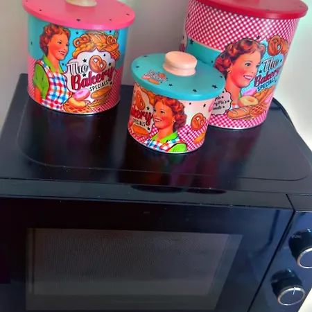 Dolce Di Monica Vandrarhem